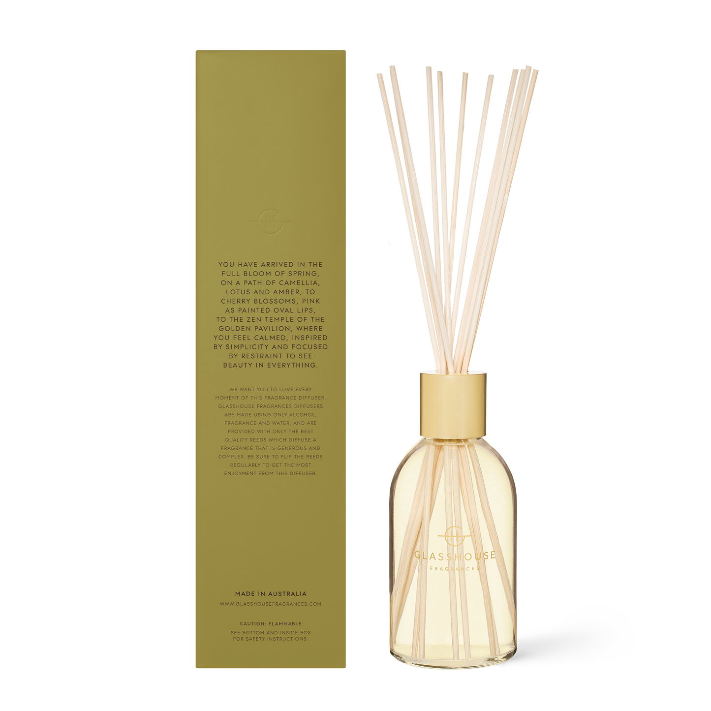 Kyoto In Bloom Diffuser Camellia & Lotus  A transcendent everyday luxury, it creates instant ambience. Sweet, ethereal, diaphanous - like lotus and cherry blossoms caught in a spring breeze.