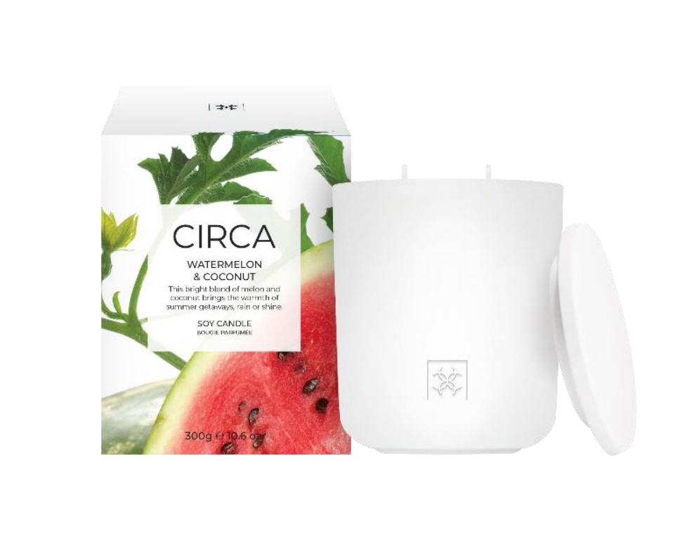 Watermelon & Coconut 300g Candle This bright blend of melon and coconut brings the warmth of summer getaways, rain or shine.