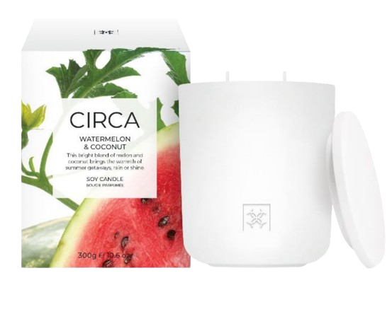 Watermelon & Coconut 300g Candle This bright blend of melon and coconut brings the warmth of summer getaways, rain or shine.