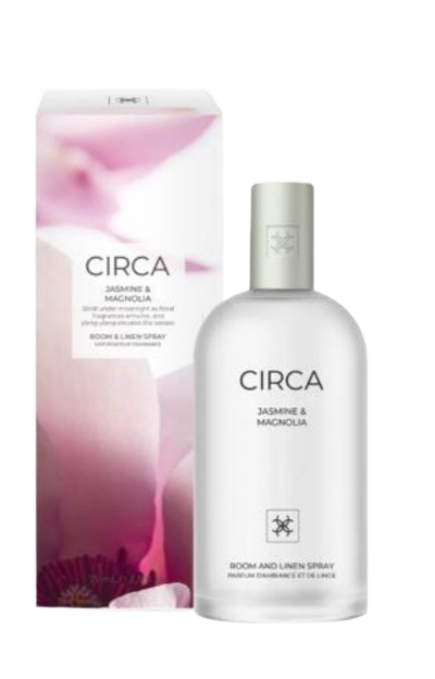 Jasmine & Magnolia 100ml Room & Linen Spray Stroll under moonlight as floral fragrances entwine, and ylang-ylang elevates the senses.