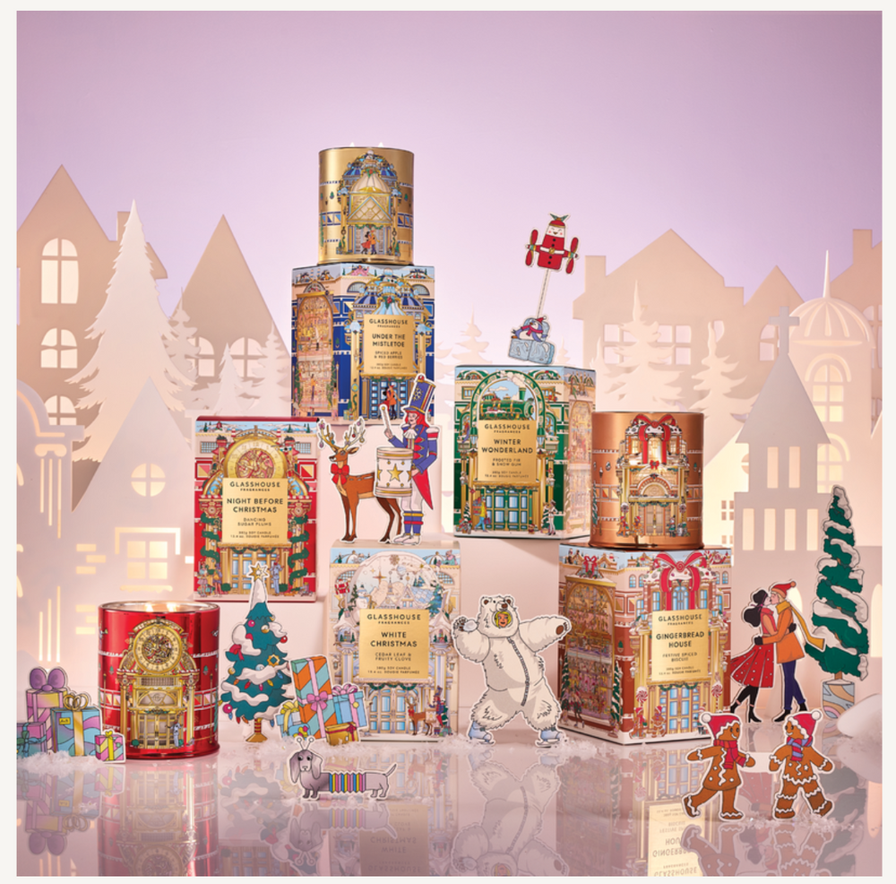 
                  
                    Gingerbread House Candle 380g Smells like Gingerbread dough with Caramel drizzled on top.
                  
                
