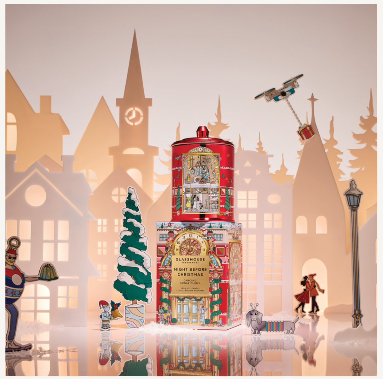 Night Before Christmas Candle 380g Plum Pudding swirls with pure magic. This is the cult-favourite festive fragrance that every Christmas lover should own.