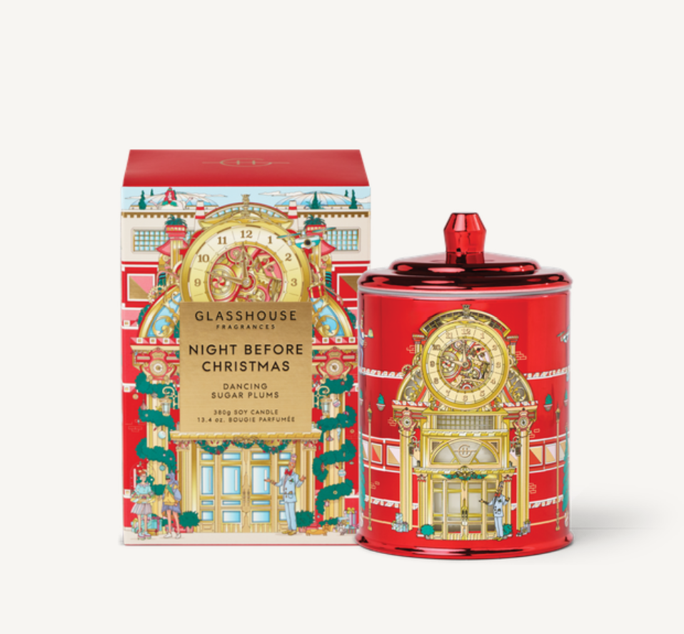 Night Before Christmas Candle 380g Plum Pudding swirls with pure magic. This is the cult-favourite festive fragrance that every Christmas lover should own.