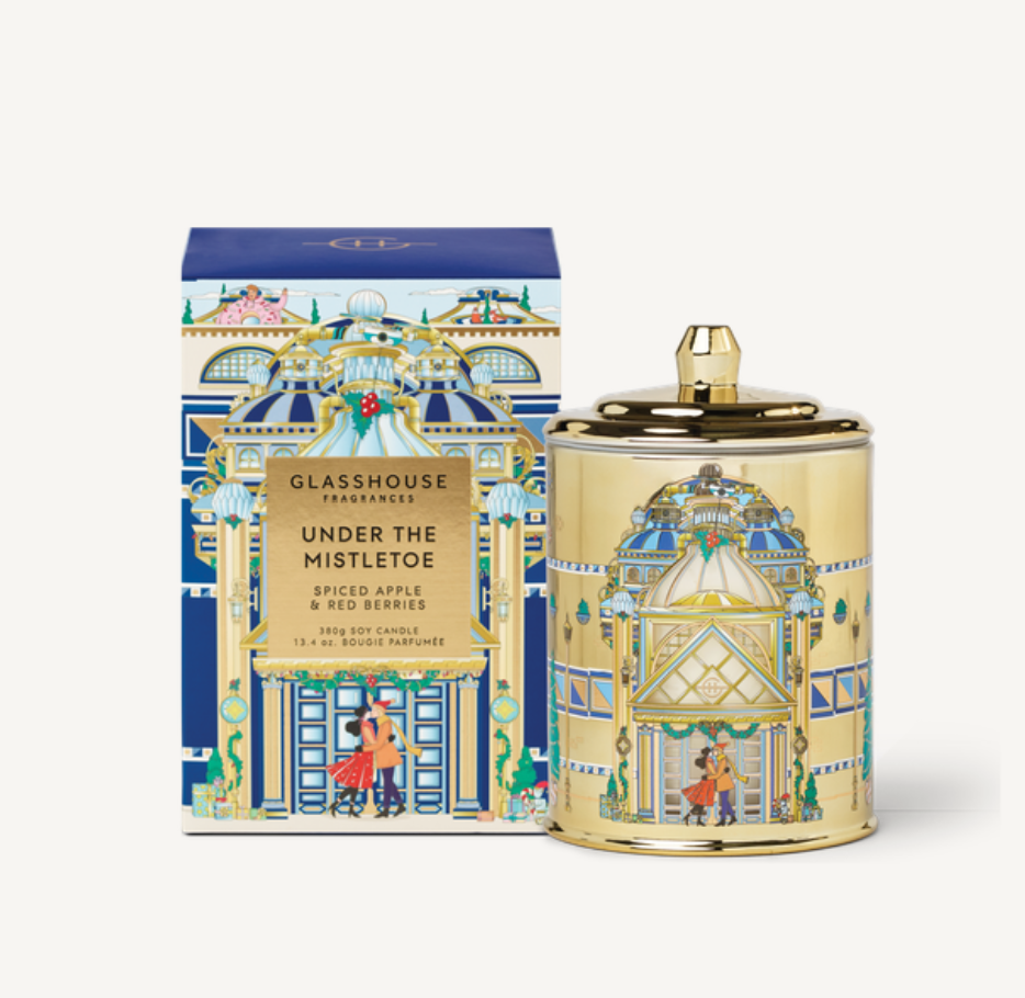 Under The Mistletoe Candle 380g Our signature blend of Spiced Apple and Red Berries. As difficult to resist as a Christmas kiss.