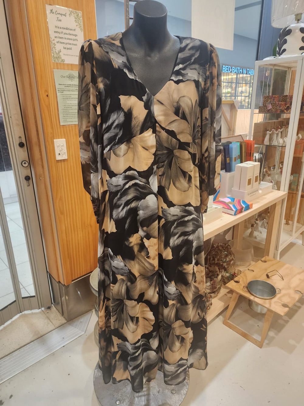 Philosophy | V Billow Dress in Lili